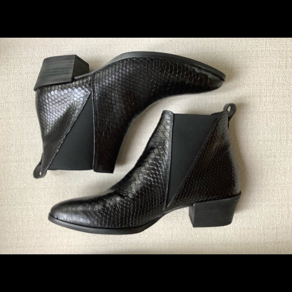 Paul Green Brazil Black Croc Ankle Boots US 9 NIB
